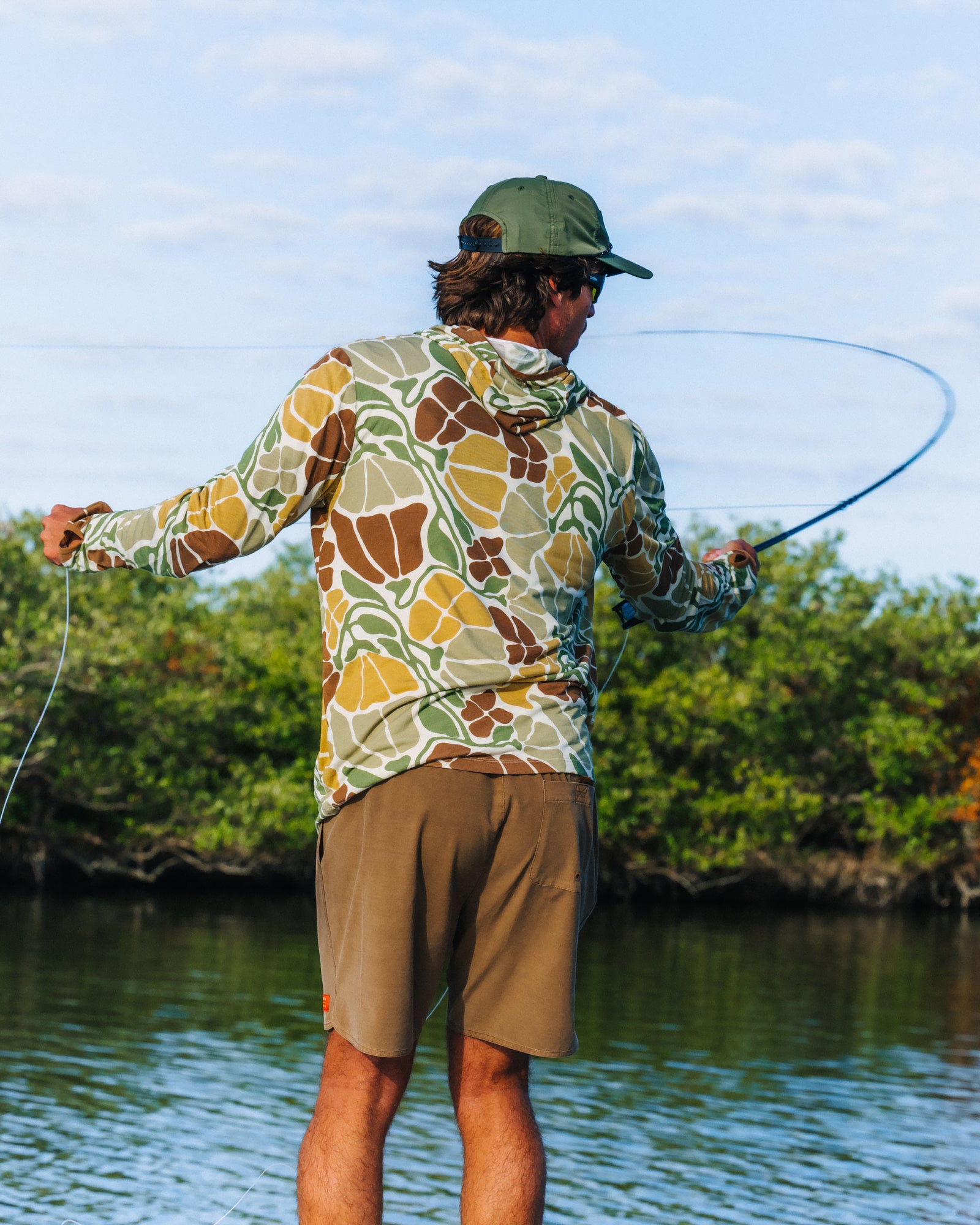 Alternative view of Men's Bamboo Lightweight Hoodie - Floral Camo